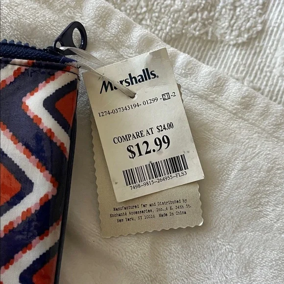 Geometric Patterned Pouch Set - Picture 2 of 3